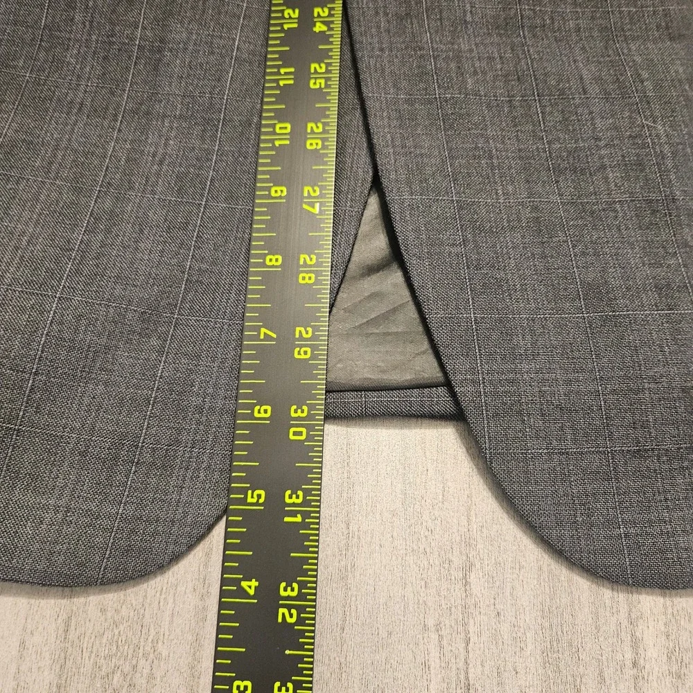 Brooks Brother 1818 Madison Grey Windowpane Saxxon Wool Blazer 44S Made in Italy
